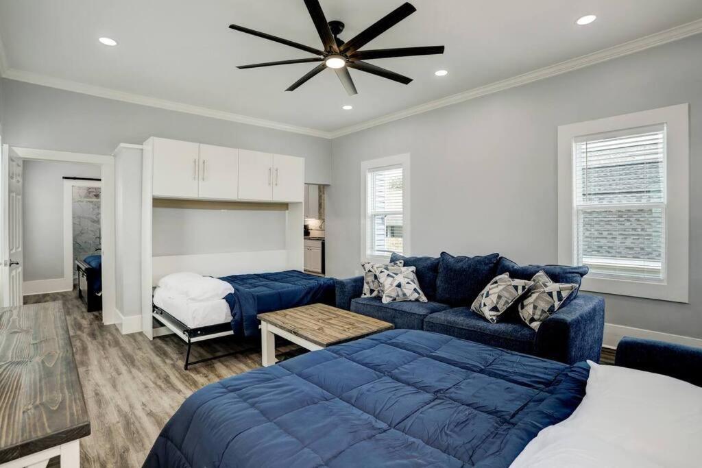 Renovated Beach Bungalow! 加尔维斯敦 外观 照片